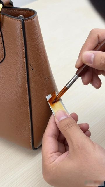 古驰包油边磨损能去专柜保养吗_gucci包包油边修复_GUCCI古驰包包边油修复翻新维修